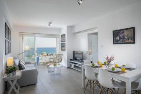 You Will Love This Luxury Apartment on the beach, Larnaca Apartment 1386